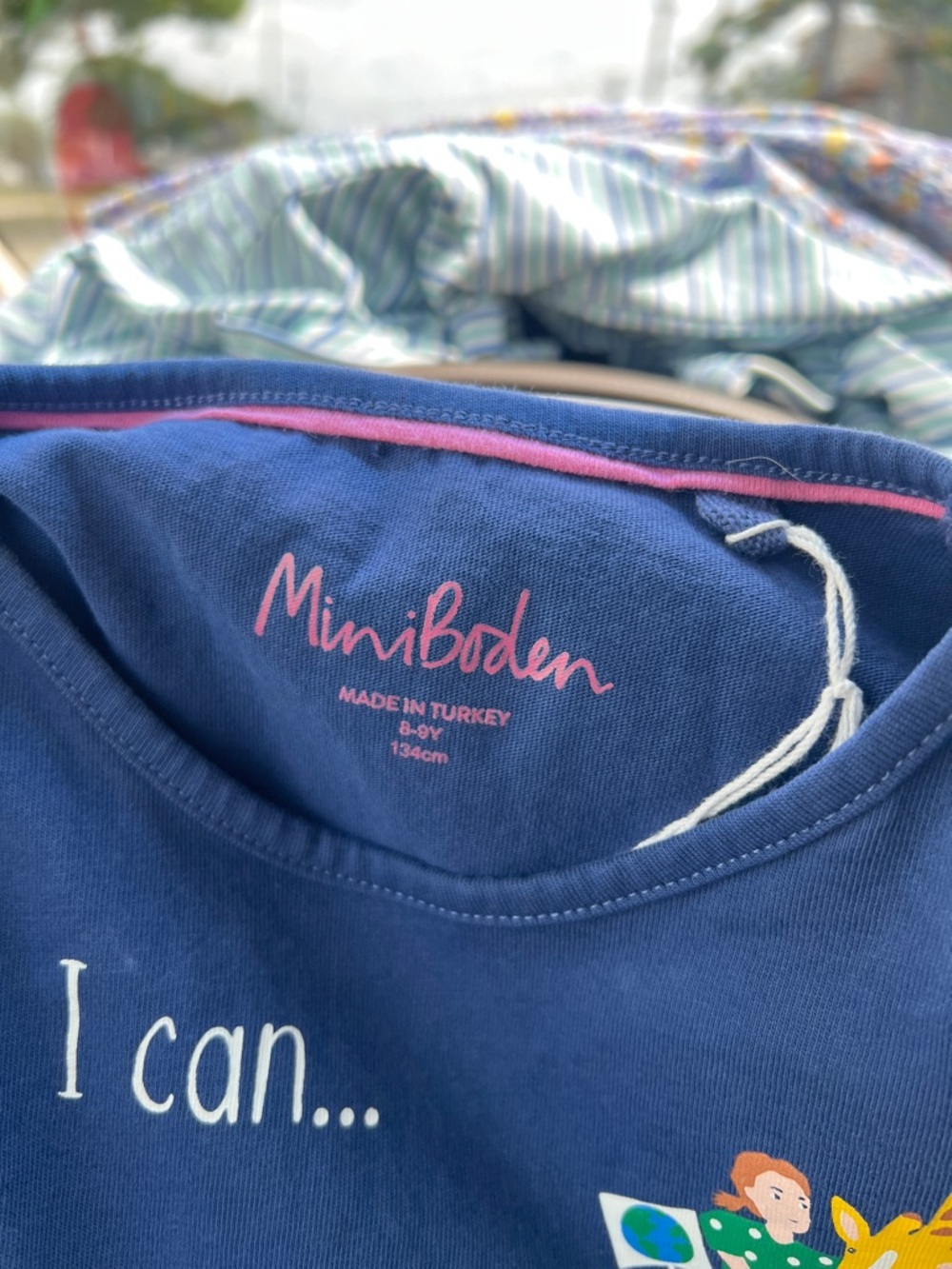 Mini Boden size 7/8  positive Affirmations Graphic tee - Picture 2 of 2